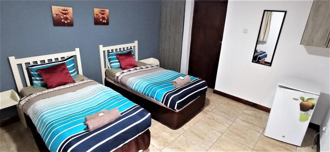 Tri M Waves Lodge بونتا دو أورو المظهر الخارجي الصورة